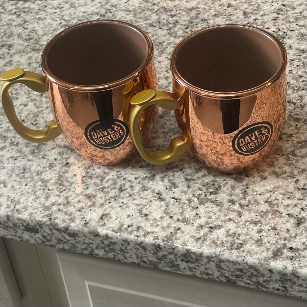 Dave & Buster’s Mug set